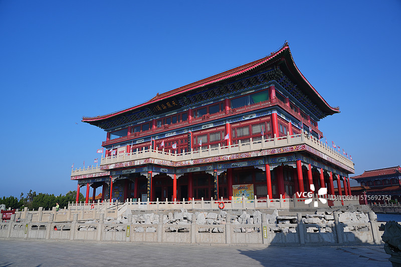 中国山东省烟台市八仙过海景区（八仙渡）望瀛楼图片素材