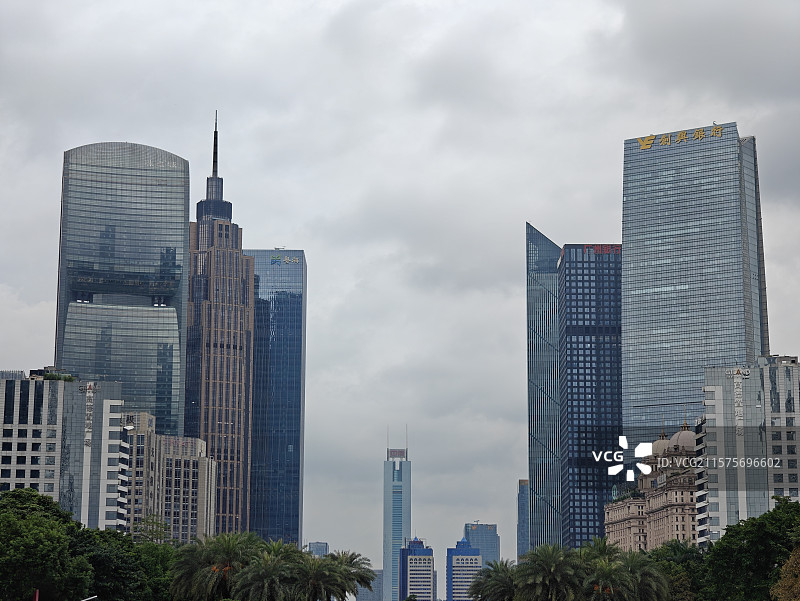 城市会客厅-广州花城广场图片素材