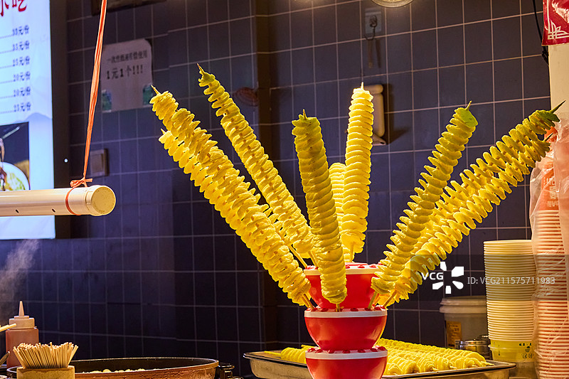 杭州西溪湿地河渚街小吃炸土豆串图片素材