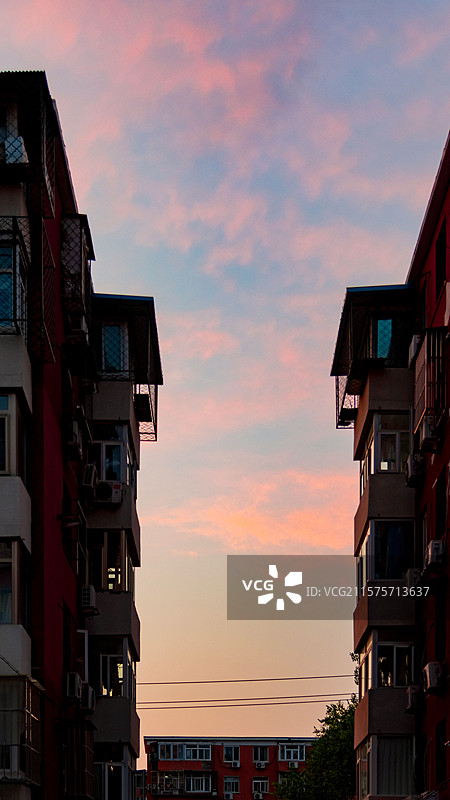 北京居民小区的晚霞图片素材