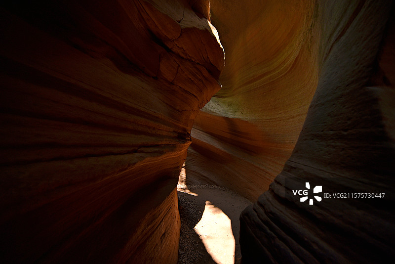甘泉雨岔大峡谷之桦树沟砂砾岩纹理图片素材