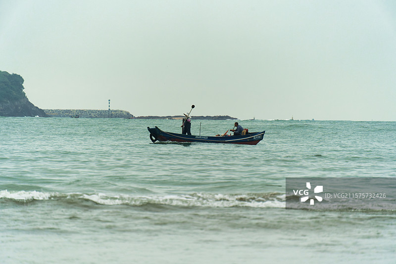 惠州盐洲岛的海上小船图片素材