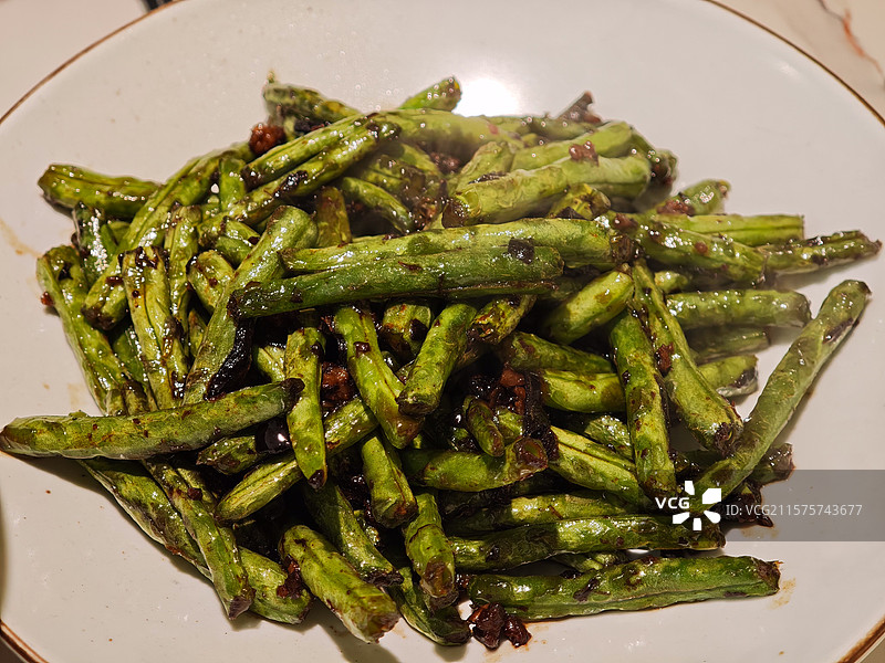 新鲜美味的干煸四季豆图片素材
