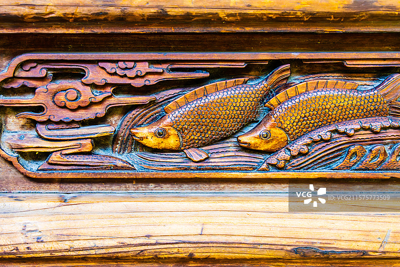 木雕鱼-苏州西山东村古村敬修堂雕木门图片素材