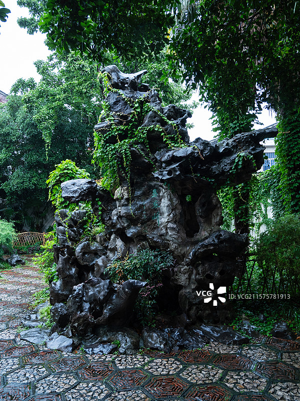 雨中的江南古镇周庄图片素材