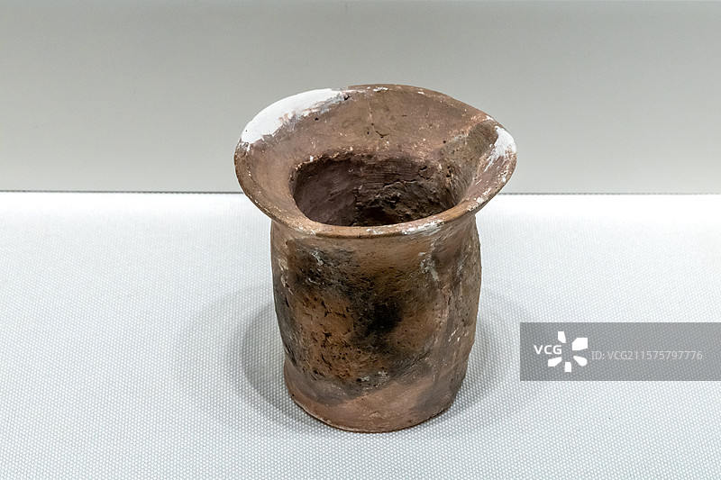 陕西考古博物馆陶罐仰韶时期距今6800-4800年1963年邠县下孟村遗址图片素材