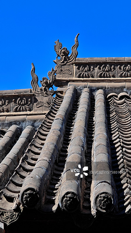 五台山菩萨顶位于灵鹫峰上，是最大喇嘛寺院，建筑富丽堂皇，具皇家特色，历史悠久，文化底蕴极为深厚。图片素材