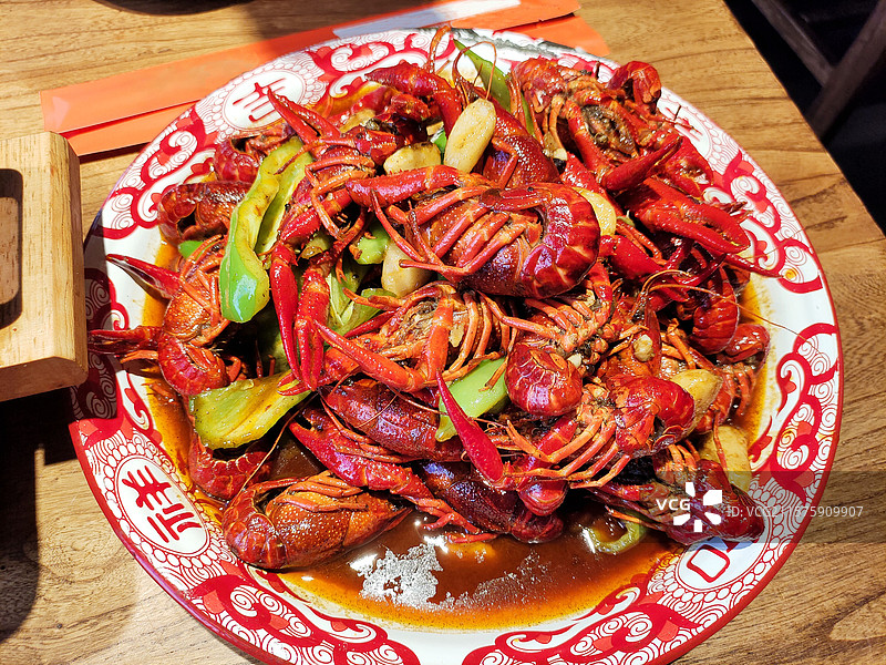 静物美食热辣小龙虾图片素材