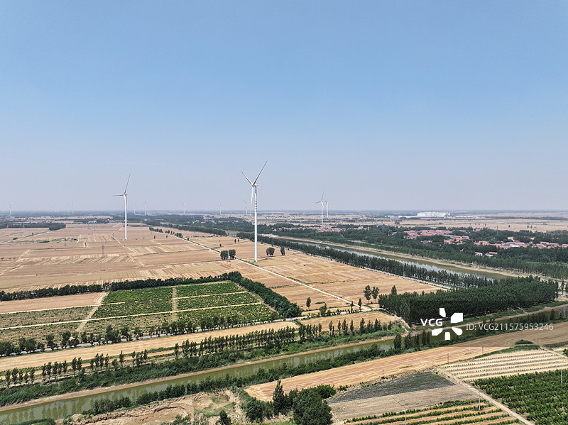 航拍夏季乡村蔬菜大棚自然风光图片素材
