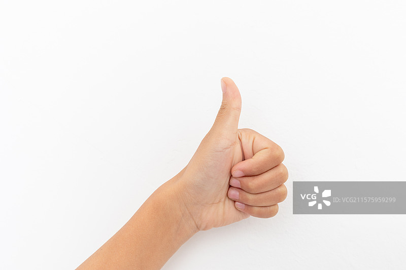 儿童点赞手势图片素材