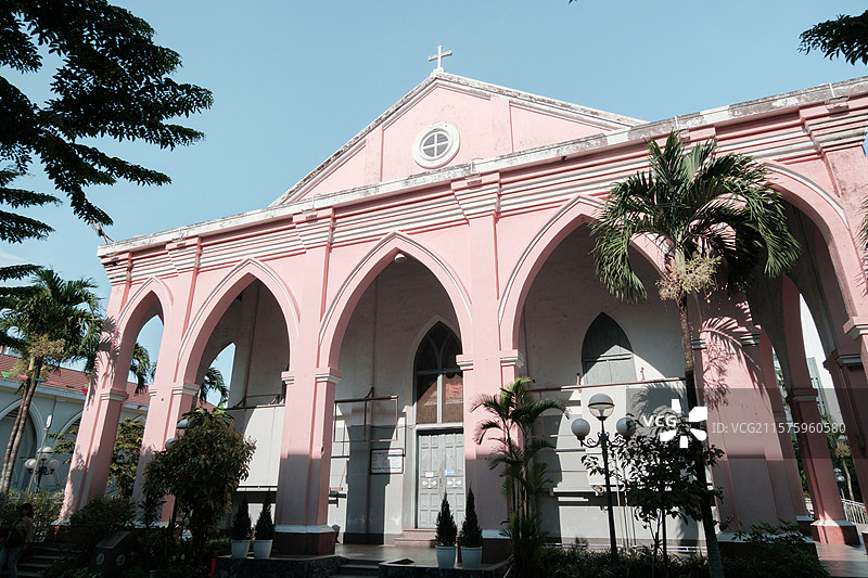 越南岘港大教堂粉红建筑风光图片素材