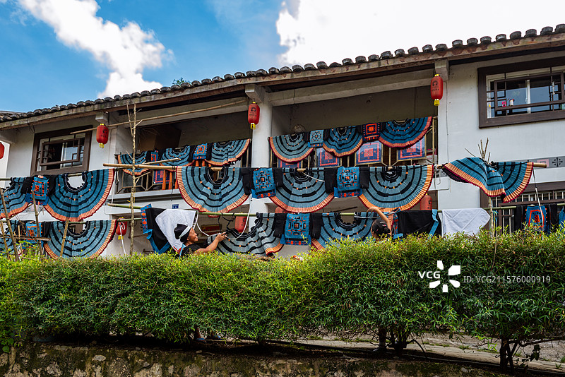 广西河池南丹县白天裤瑶族瑶年节实拍图片素材