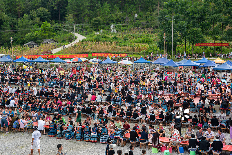 广西河池南丹县白天裤瑶族瑶年节实拍图片素材