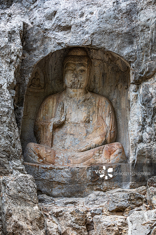 山东济南四门塔风景区千佛崖造像佛像石窟文物保护特写镜头图片素材