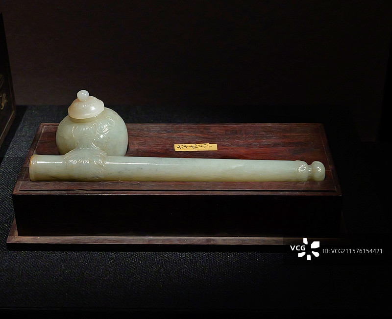 17-18世纪 痕都斯坦青玉墨瓶笔室 故宫博物院藏图片素材