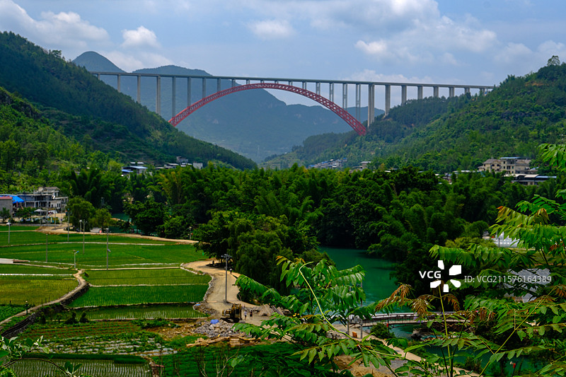 中国贵州黔南州罗甸大小井景区大小井特大桥风光图片素材