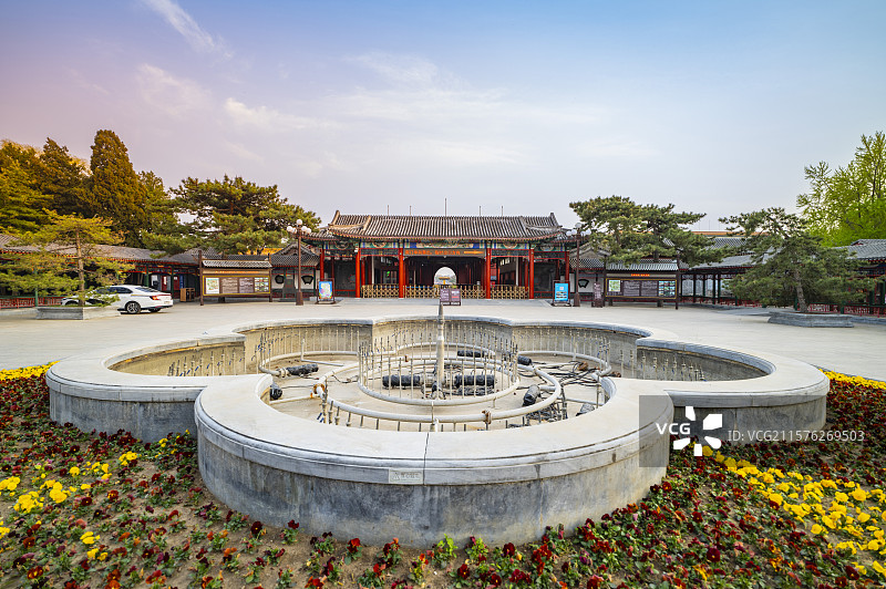 北京中山公园古建筑亭子长廊图片素材