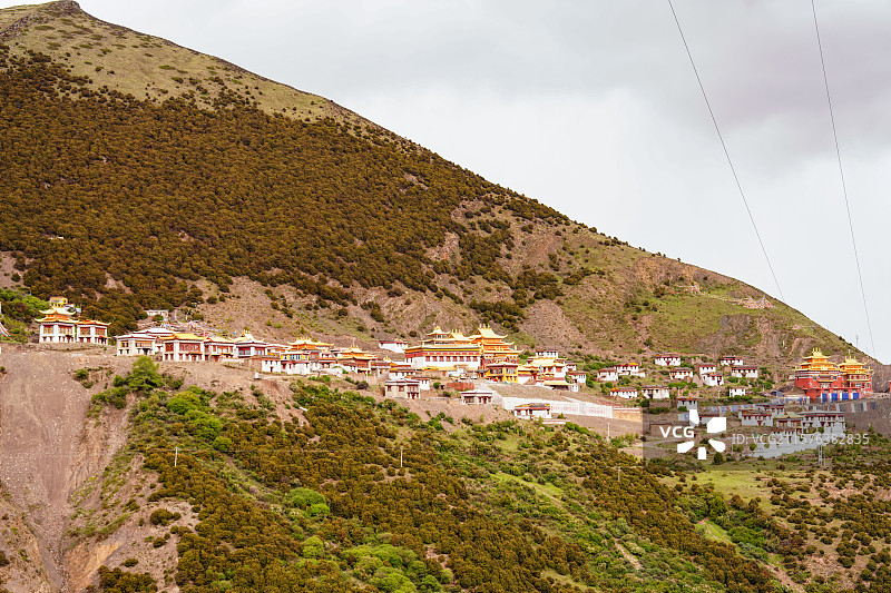 空中寺院-热乌寺图片素材