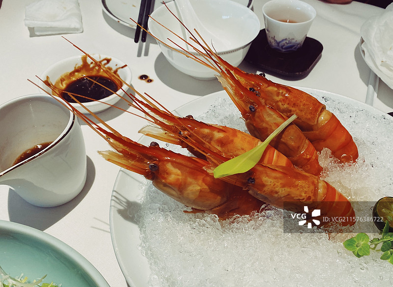 冰镇熟醉虾图片素材