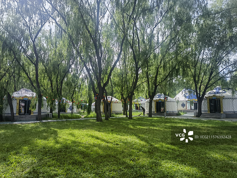 包头市公园内蒙古包餐厅图片素材