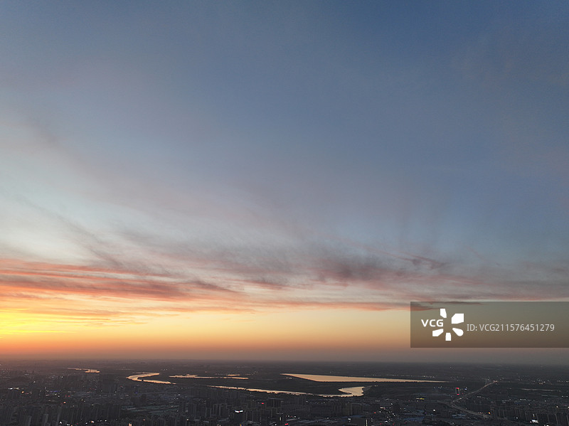 航拍济南日落城市风光图片素材