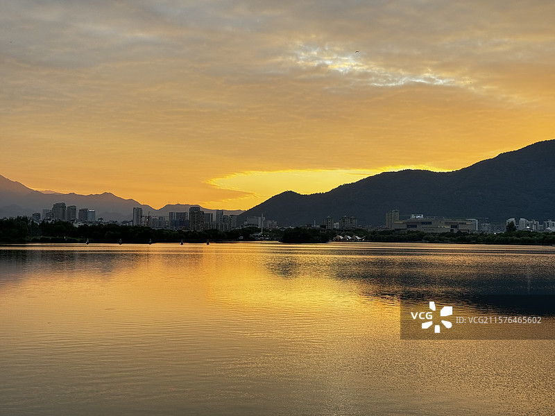 临海灵湖夕阳图片素材