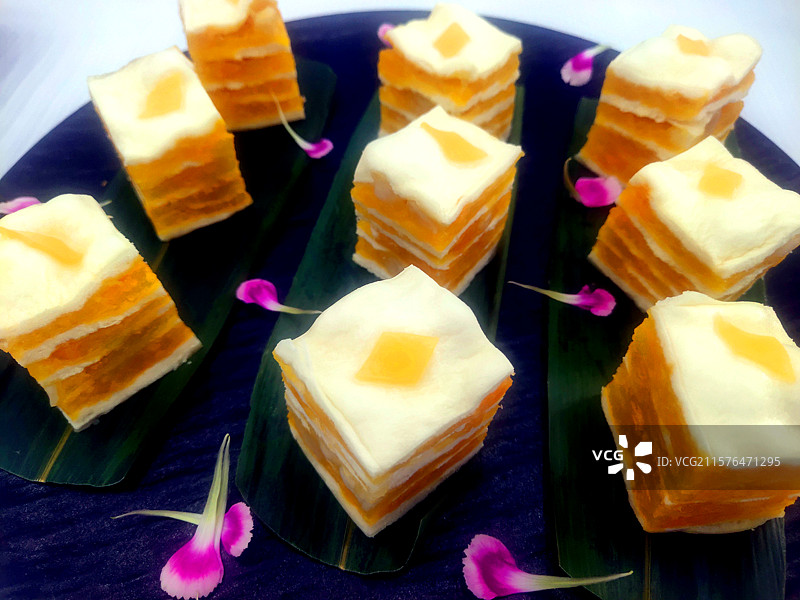 古法千层糕、美食、厨艺、2025“福龙”杯中国粤点（早茶）创新交流大赛图片素材