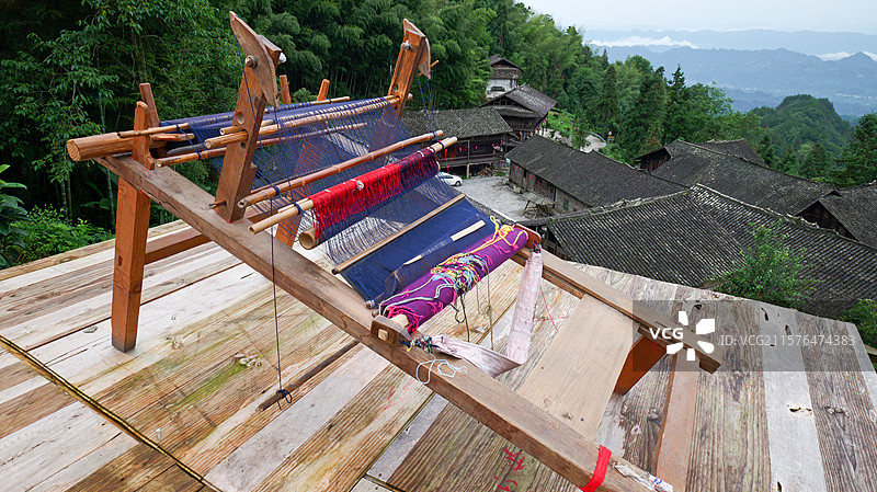 土家族西兰卡普织布机图片素材