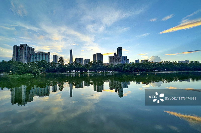 水天一色-深圳罗湖图片素材