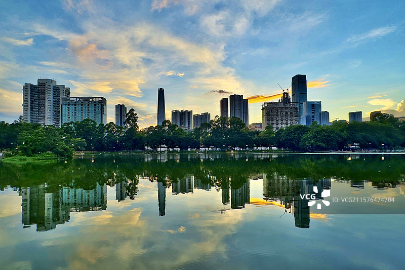 水天一色-深圳罗湖图片素材