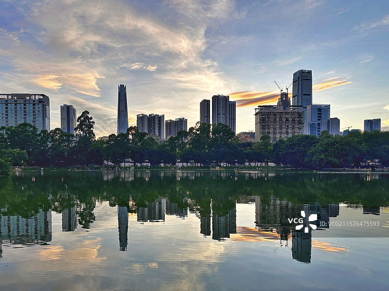 水天一色-深圳罗湖图片素材