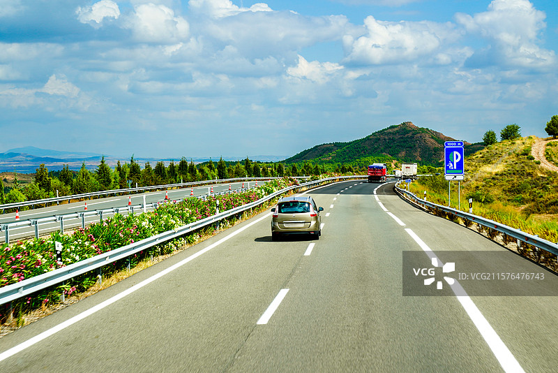 西班牙城市高速公路图片素材