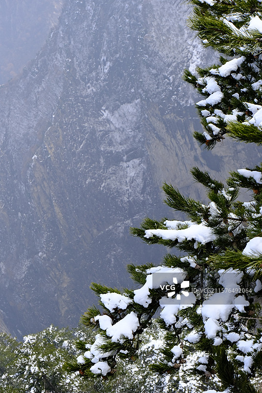 华山雪景图片素材