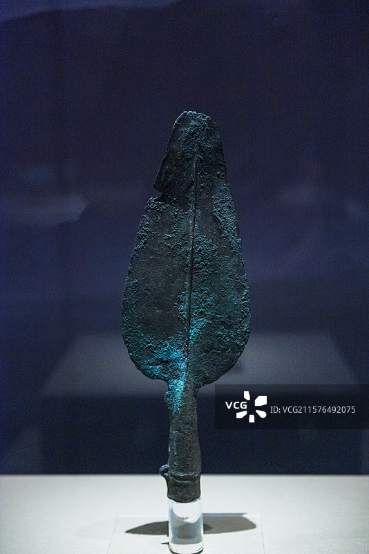 倒勾矛 塞伊玛-图尔宾诺文化 山西博物院藏图片素材