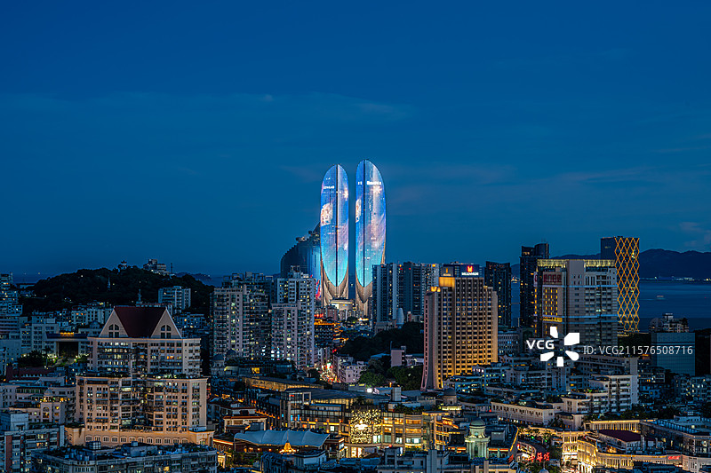 夜色中的厦门中华片区 中山路 世贸双子塔 中华城图片素材