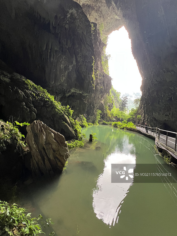 百魔洞1图片素材