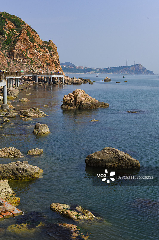 长岛烽山林海风景区海边悬崖栈道风光图片素材