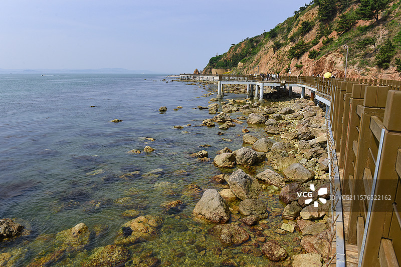 长岛烽山林海风景区海边悬崖礁石风光图片素材