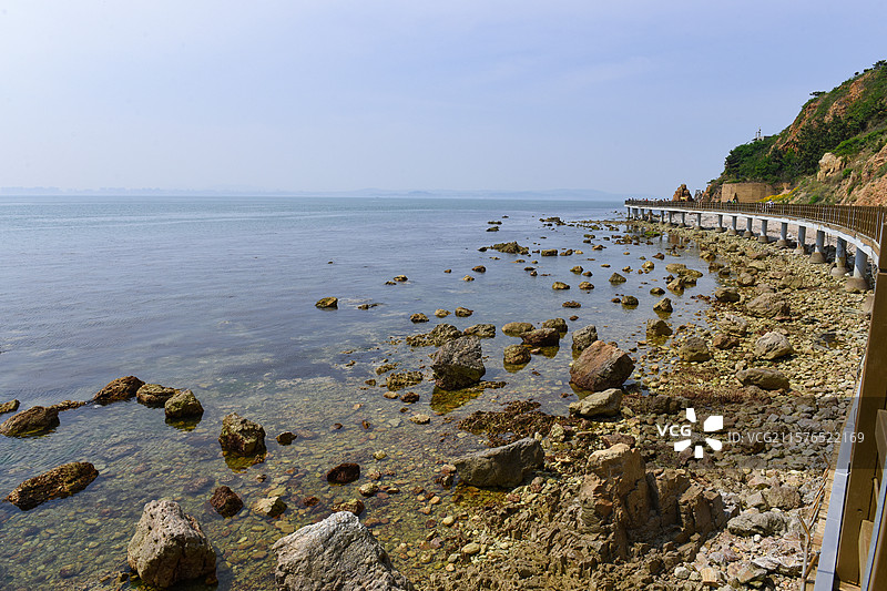长岛烽山林海风景区海边悬崖礁石风光图片素材