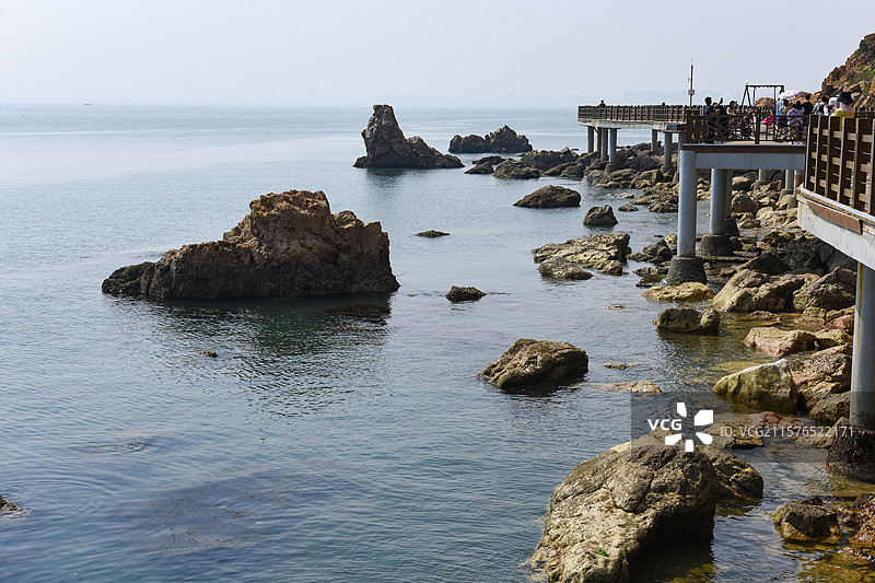 长岛烽山林海风景区海边悬崖礁石风光图片素材