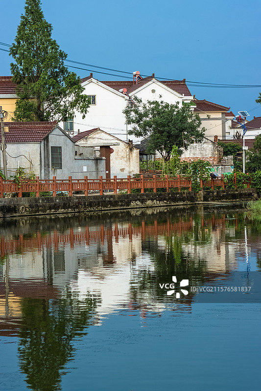 宁静的乡村风景图片素材