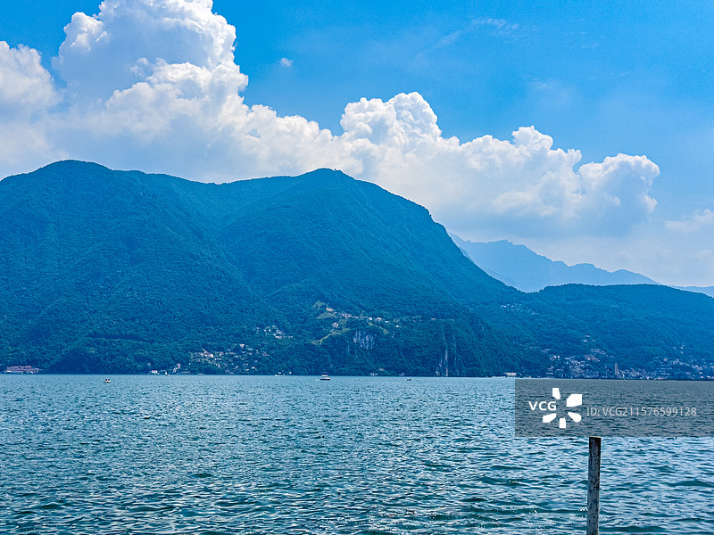 瑞士小镇卢加诺图片素材