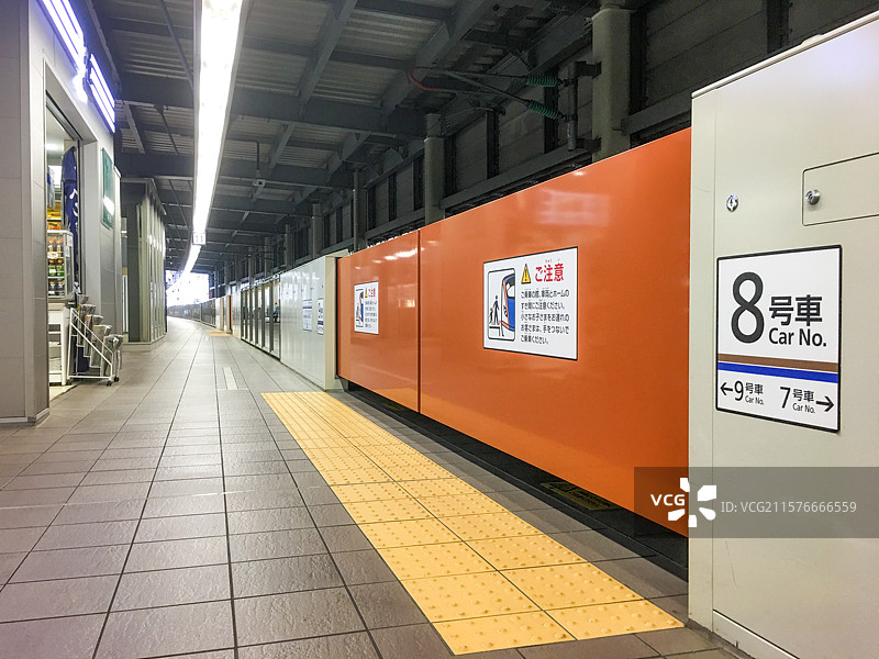 日本石川县金泽站是日本唯一获选全球最美丽的车站之一图片素材
