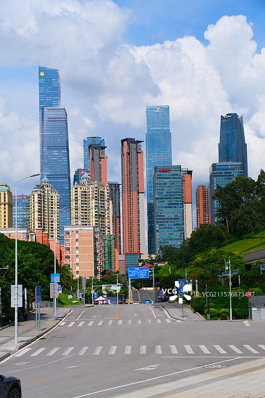 广西南宁国际会展中心城市风光建筑蓝天白云图片素材