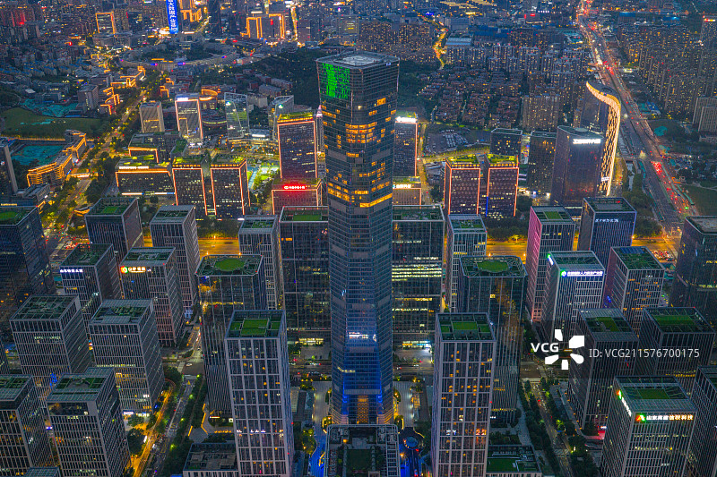 航拍夕阳下的济南汉峪金谷与CBD图片素材