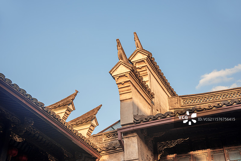 中国浙江宁波天一阁古建筑屋顶风光图片素材