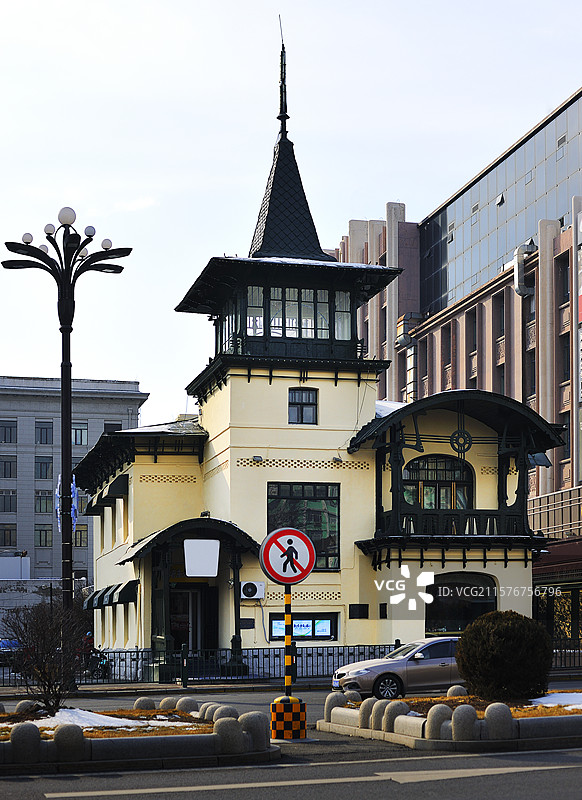 哈尔滨红军街38号，建于1904年原中东铁路局局长沃斯特罗乌莫夫官邸，是20世纪初期艺术思潮在建筑艺图片素材