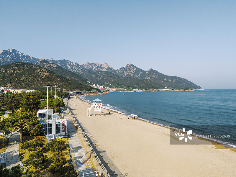 青岛崂山流清河沙滩航拍图片素材