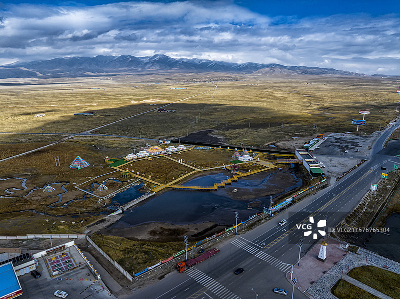 青海河南州共和县倒淌河镇图片素材