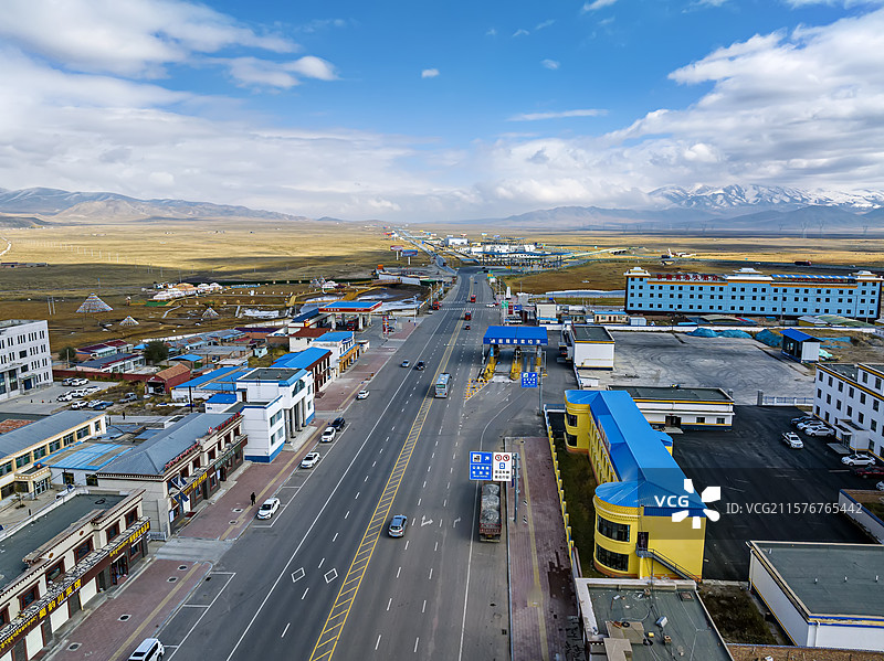 青海河南州共和县倒淌河镇图片素材